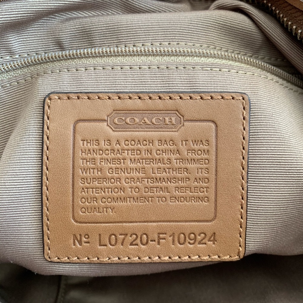-Cuteness- Coach Small Hobo Signature Canvas - Picture 4 of 8